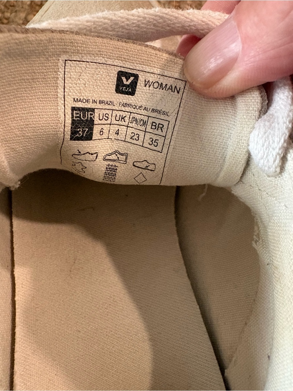 Veja Woman Suede Low-Top Sneakers in Light Tan - Picture 6 of 6